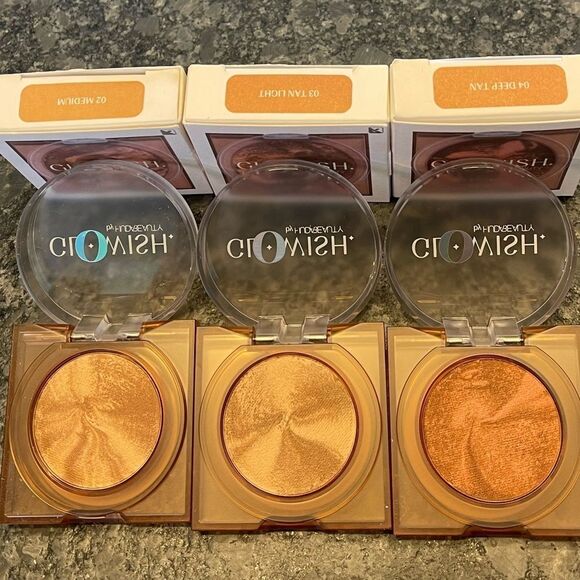 Huda GloWish Soft Radiance Bronzing Powder pick your shade 3 available - Picture 3 of 8